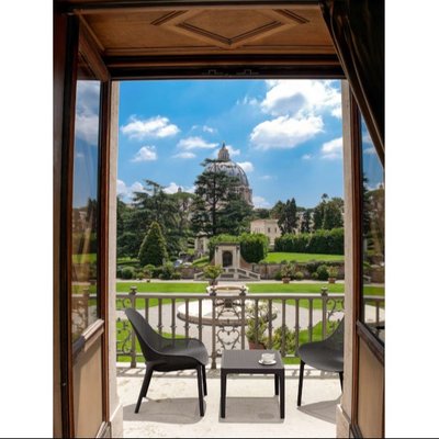 Sky Lounge Side Table