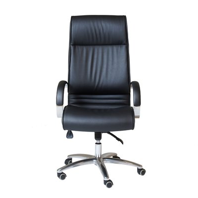 CL820 High Back 1