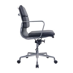 PU900 Board Room Chair